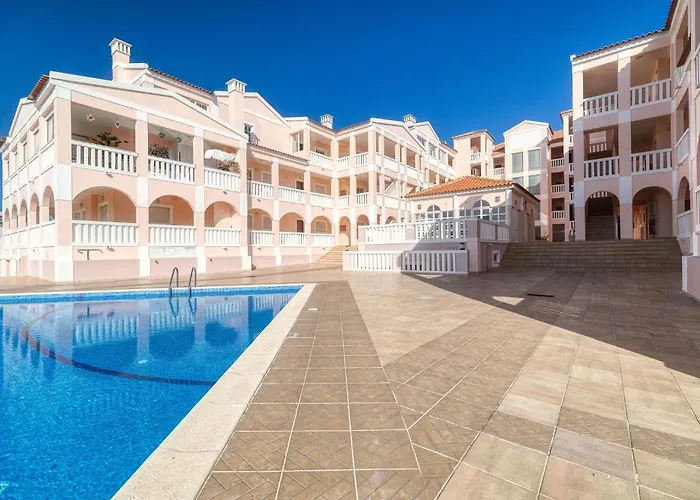 Апартаменти Solar Do Vau Ocean Relax *